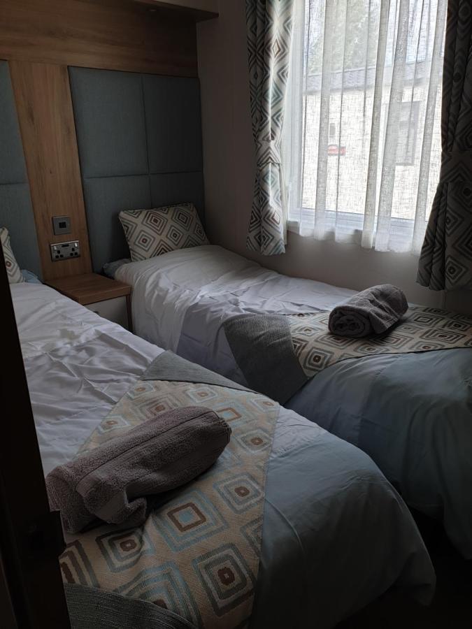 Luxury Tattersall Lakes Hot Tub Staycation 6 Berth Luxury Caravan Tattershall Exteriér fotografie